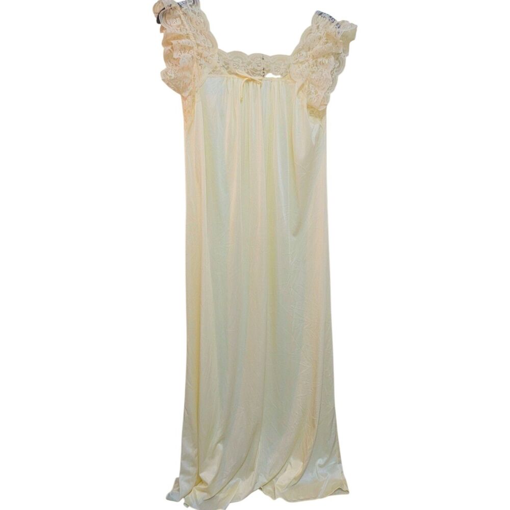 1970s DvF Diane von Furstenberg Night Gown Nightie Ivory Lace Cottagecore Large